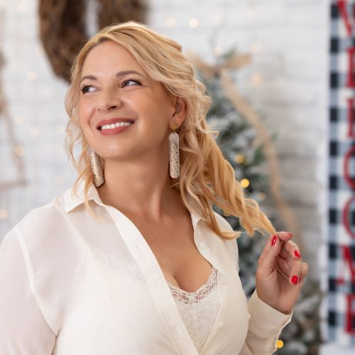 Curlie - bordó/arany csavart bőr kézműves design fülbevaló