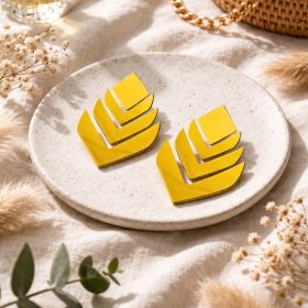 Főnix - Napsárga lakk bőr- kézműves design fülbevaló