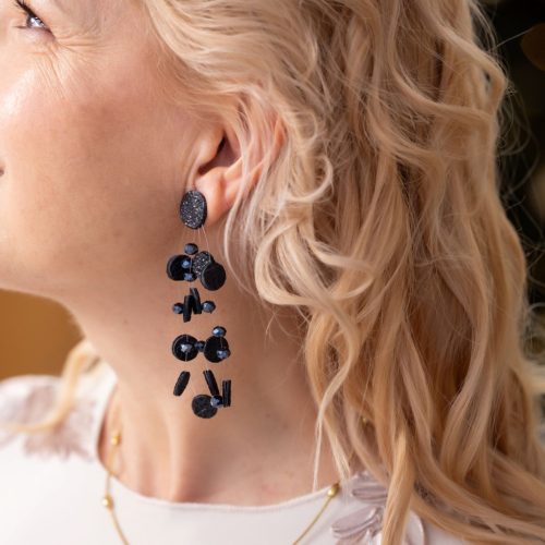 Harmonia Pearl Edition - fehér színű bőr fülbevaló gyöngyökkel - irizáló pöttyökkel 