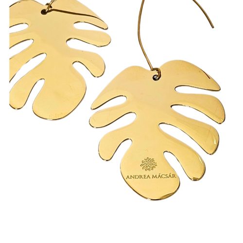Arany színű monstera fülbevaló - orvosi fém - 18K arannyal