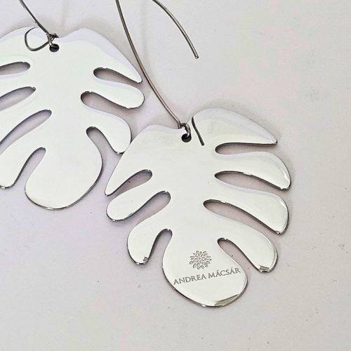 Ezüst színű monstera fülbevaló - orvosi fém 