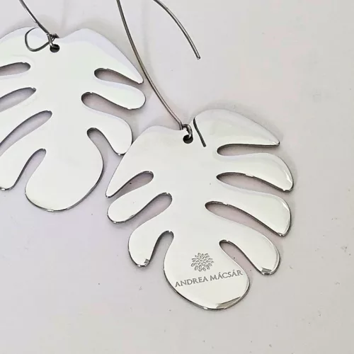 Ezüst színű monstera fülbevaló - orvosi fém 